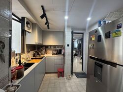 Parkview Apartments (D23), Apartment #618892281